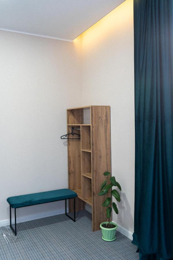 Jardin Hotell Aqtöbe Exteriör bild